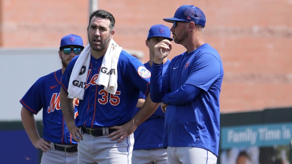 Justin Verlander (left) stands with pitching coach Jeremy Hefner before a Spring Training game against the Miami Marlins. (Lynne Sladky/AP)